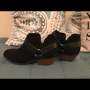 American eagle by Payless Faux suede ankle boots